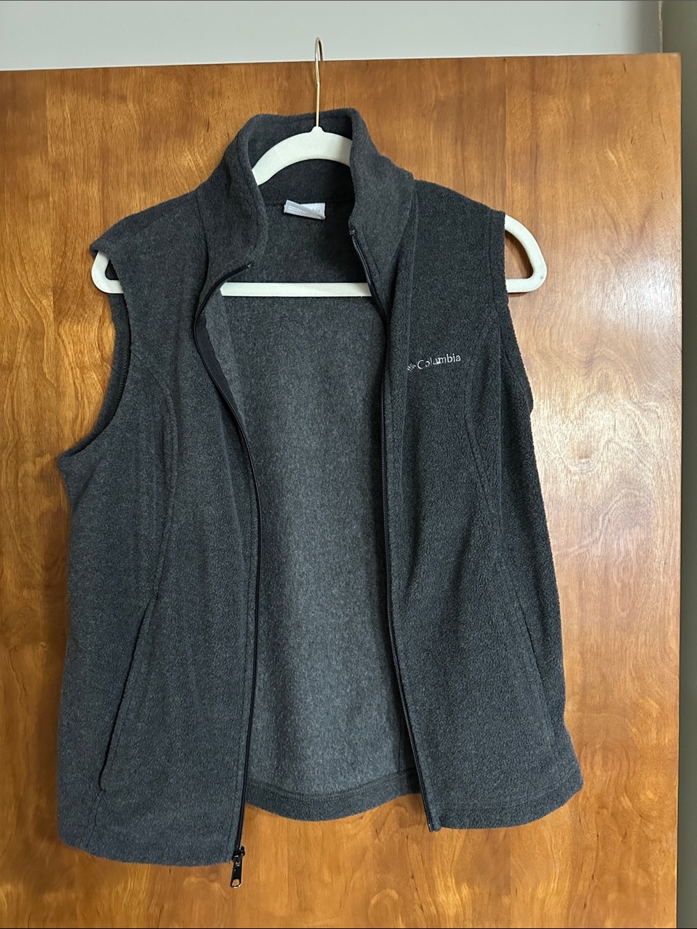Columbia Dark Charcoal Fleece Vest